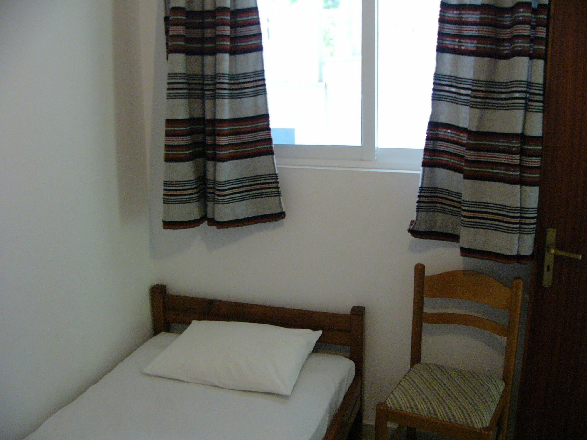 Hotell Helgas Paradise Afantou